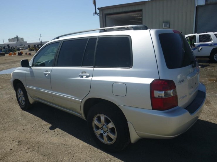 2004-toyota-highlander-image-5
