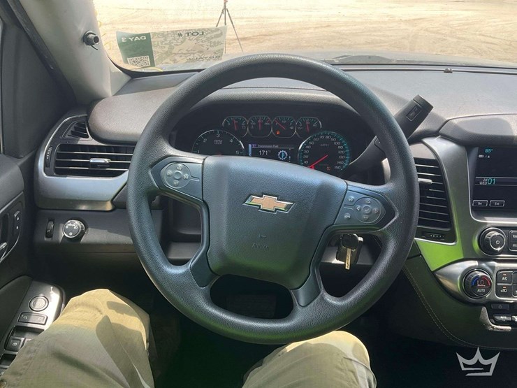 2020-chevrolet-tahoe-image-11