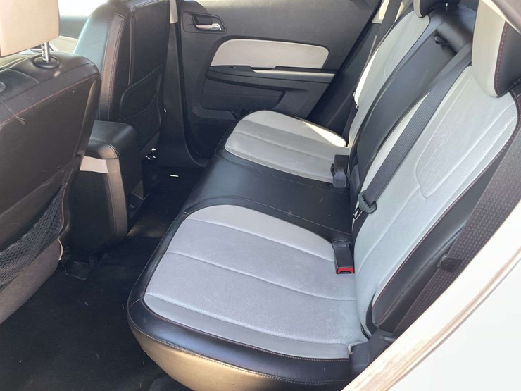 2016-chevrolet-equinox-image-14