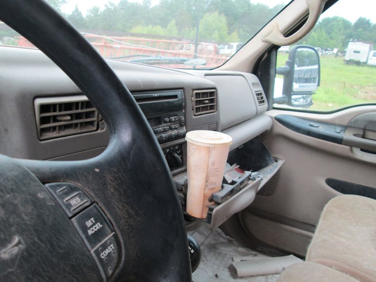 2000-ford-f350-image-30