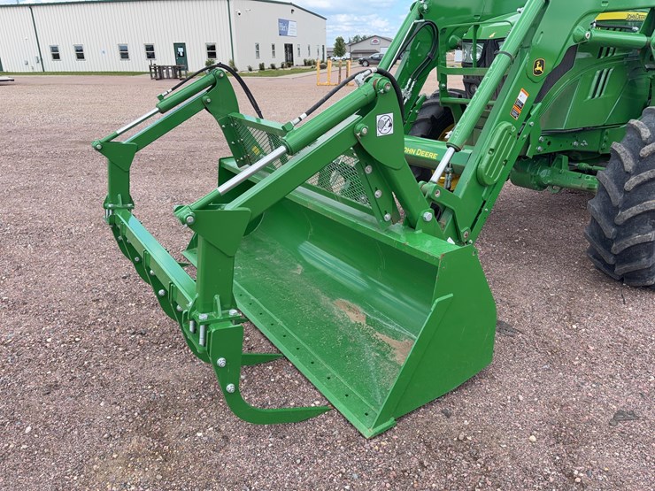 2023-john-deere-6130m-image-10