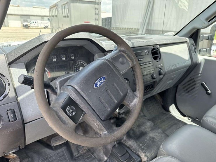2012-ford-f250-image-13