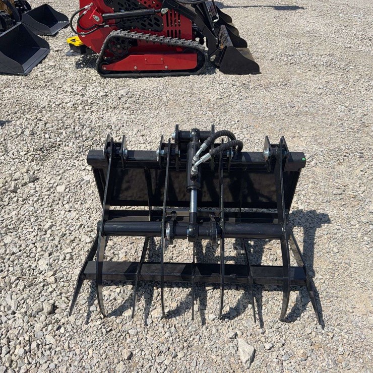 Hydraulic Mini Skid Steer Root Grapple