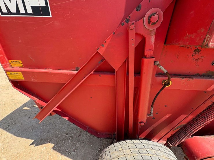 massey-ferguson-1560-image-20
