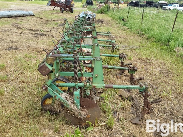 john-deere-er008-6r30"-crop-cultivator-image-9