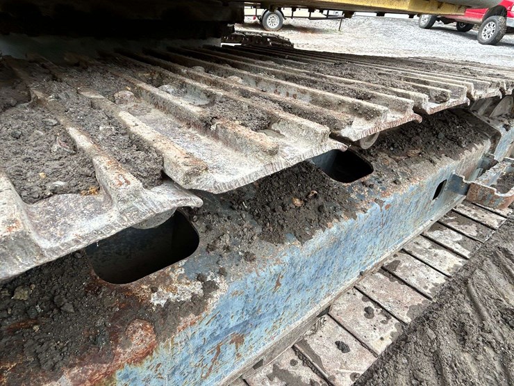 2003-kobelco-sk135sr-lc-image-40