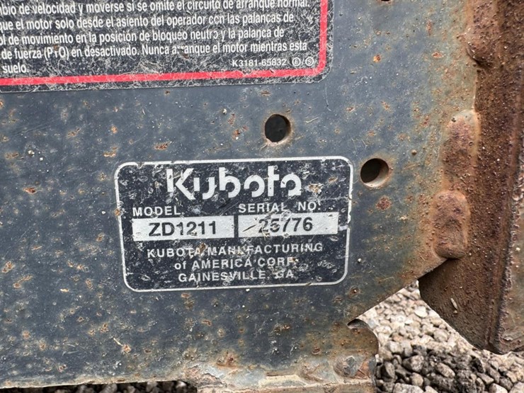 2018-kubota-zd1211-image-21