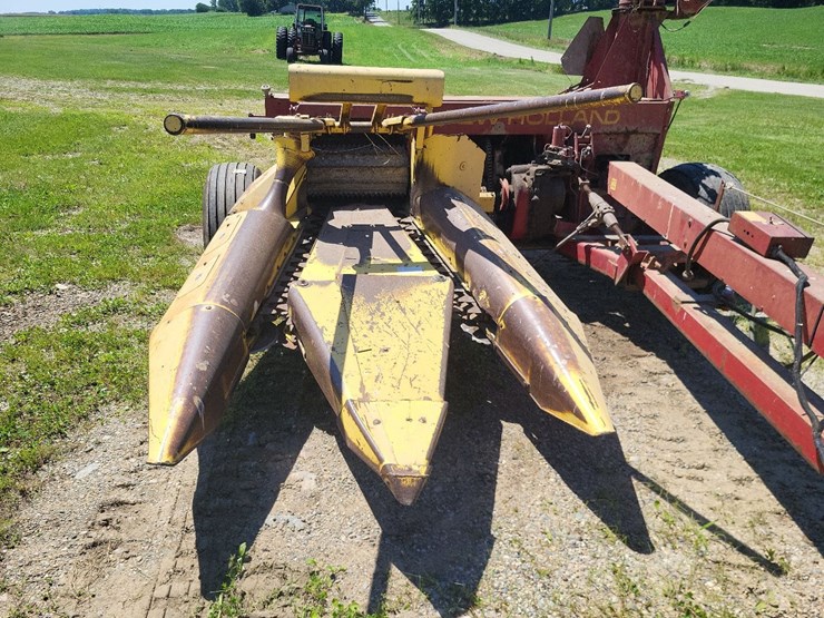 new-holland-890-image-27
