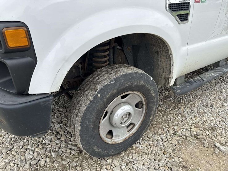 2007-ford-f250-xl-image-6