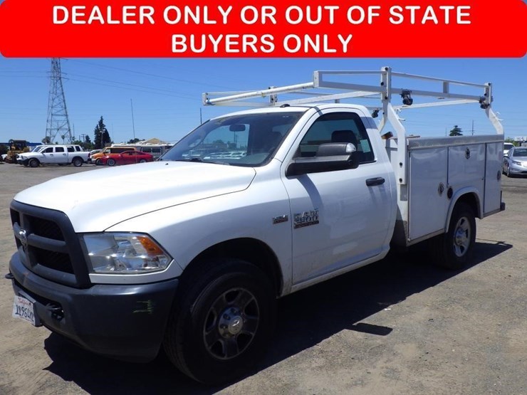 2018-dodge-2500-image-1