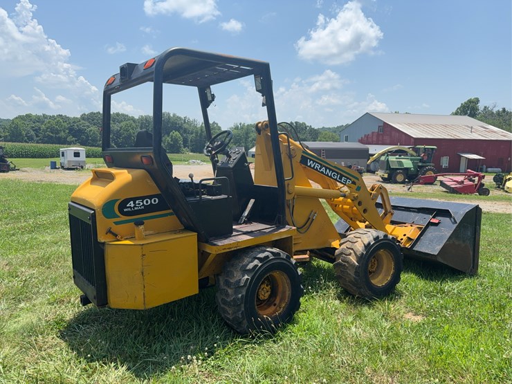wrangler-4500-loader-image-1