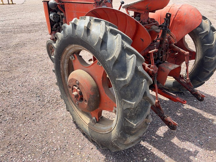 1951-j.i-case-tractor-image-36