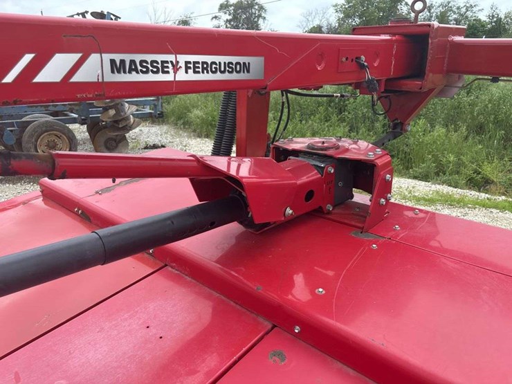 massey-ferguson-1366-image-7