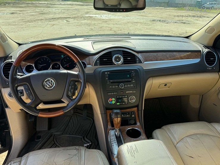 2012-buick-enclave-image-13