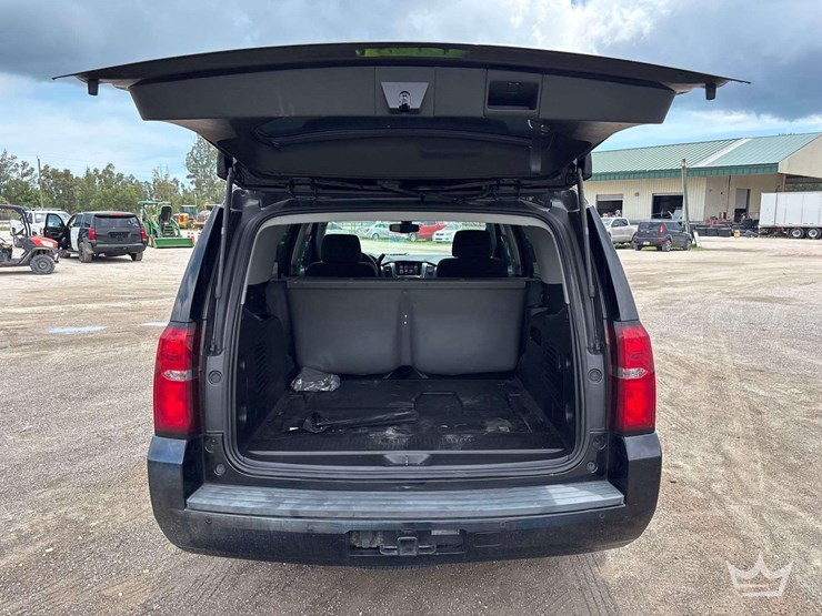 2018-chevrolet-tahoe-image-15