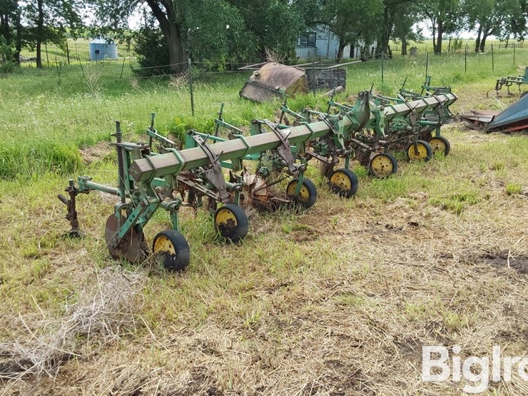 john-deere-er008-6r30"-crop-cultivator-image-3