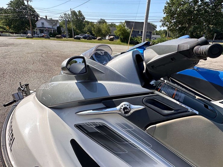 2007-sea-doo-gtx-4-tec-jet-ski,-2006-sea-doo-gtx-4-tec-jet-ski,-w/2017-triton-dual-ski-trailer-image-84