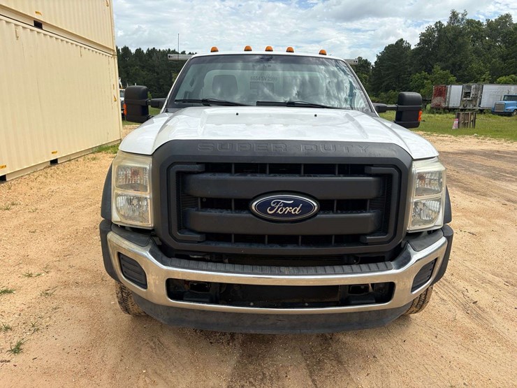 2016-ford-f550-image-5