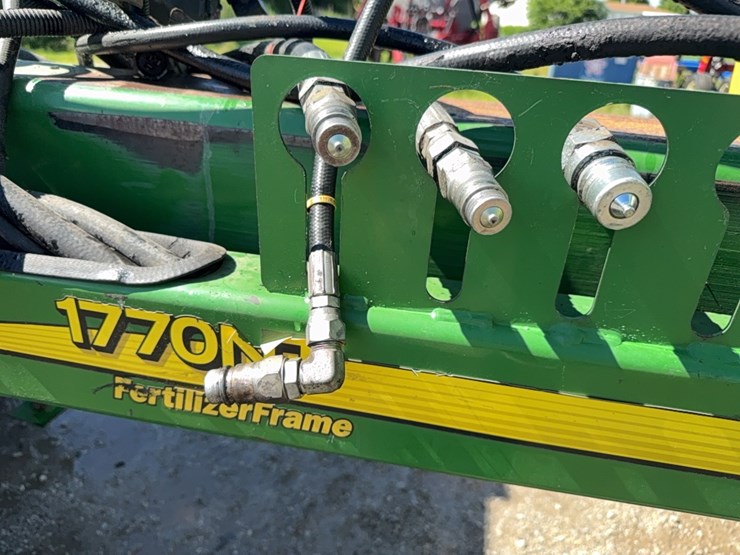 john-deere-1770-image-43