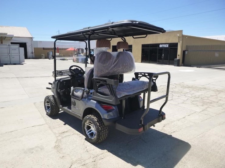electric-golf-cart-image-4