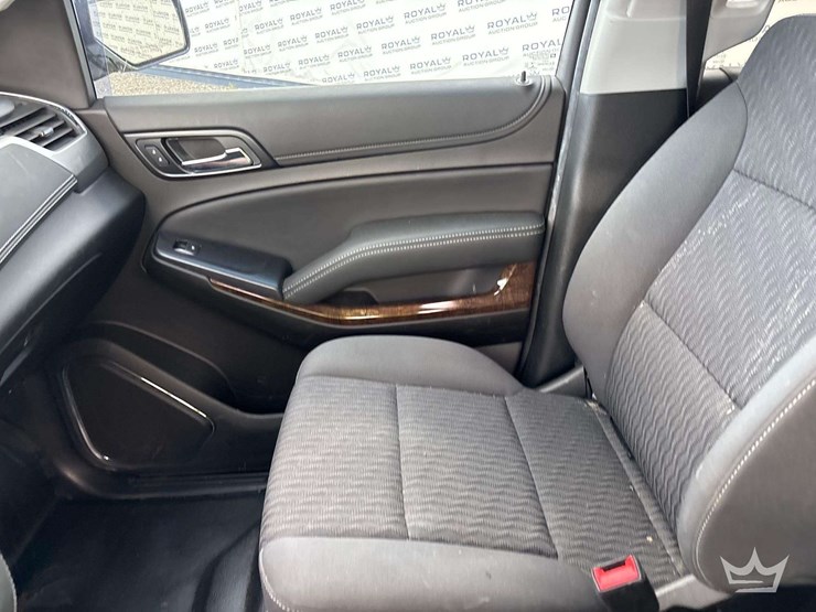 2019-chevrolet-tahoe-image-20