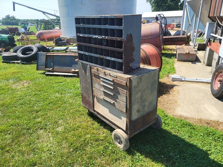 portable-tool-box-and-bolt-bins-w/contents-image-3