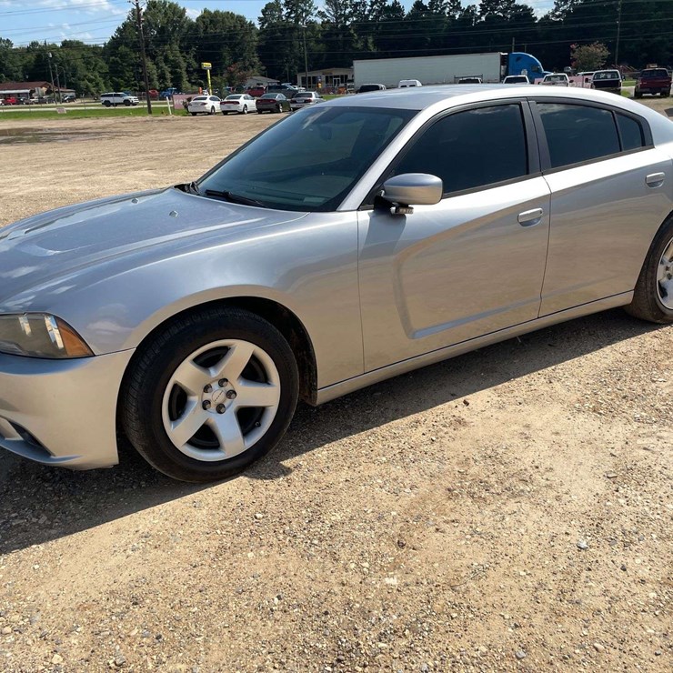 2014 Dodge Charger 4 Door Police Cruiser (191,077 Miles)