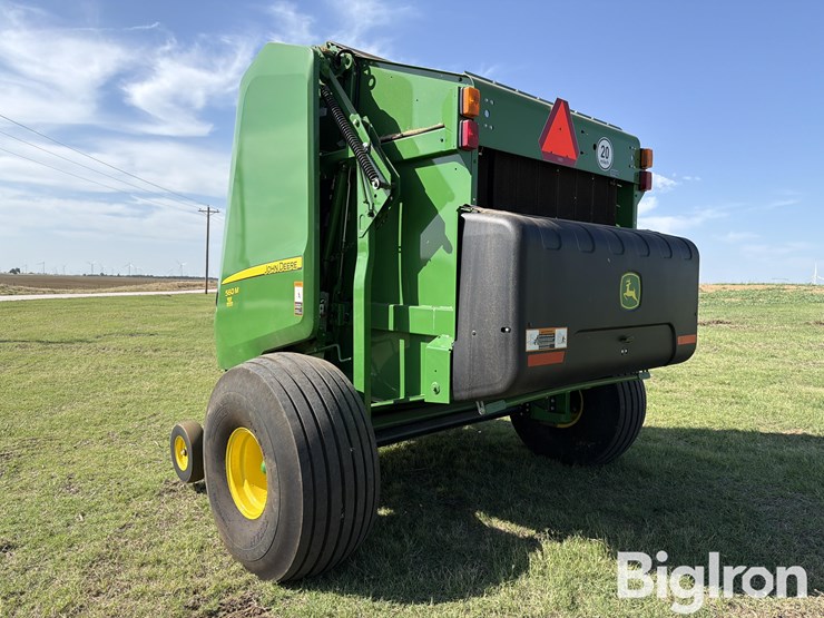 2022-john-deere-560m-image-7