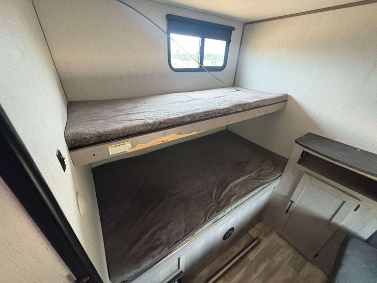2021-keystone-kodiak-se-travel-trailer-image-30