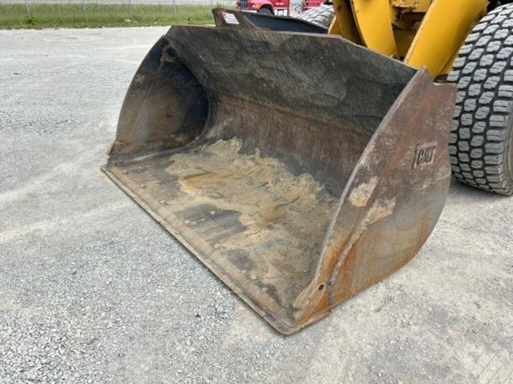 2016-caterpillar-938k-image-62