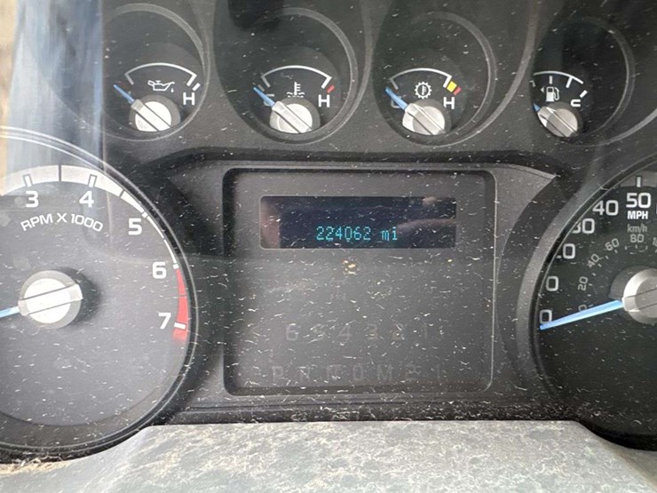 2016-ford-f250-image-26