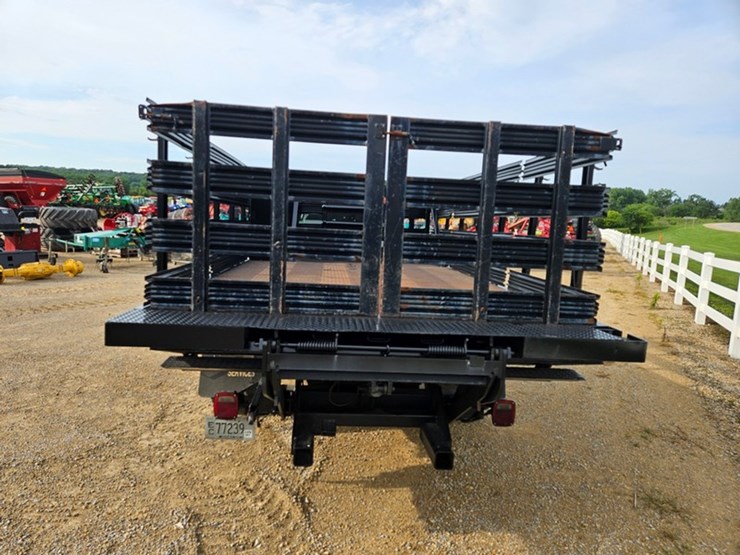 2007-ford-f550-image-4