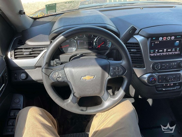 2018-chevrolet-tahoe-image-15