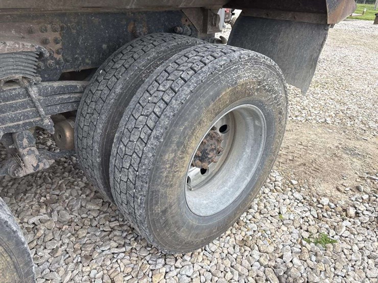 2018-western-star-4700-image-11
