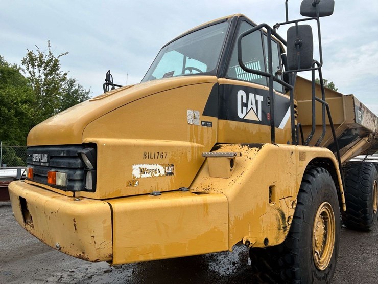 2008-caterpillar-725-image-9