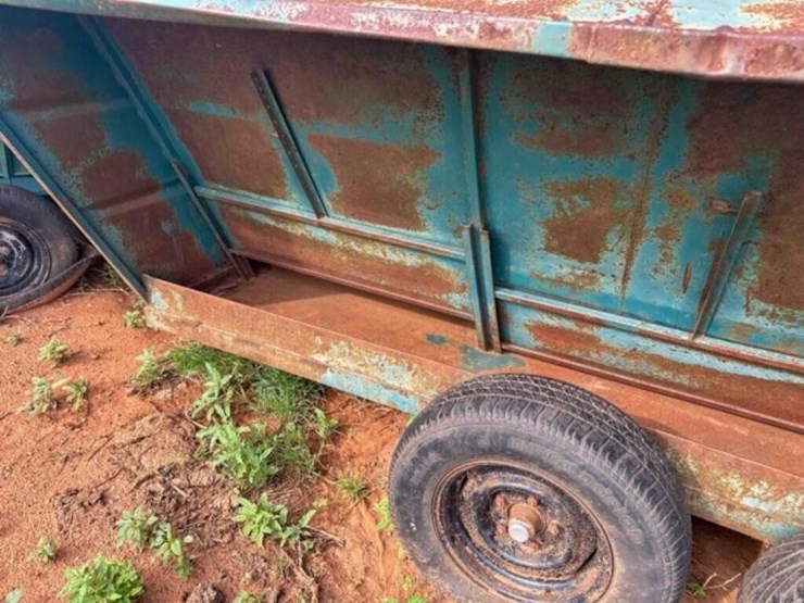 16'-oklahoma-pride-portable-feeder-image-5