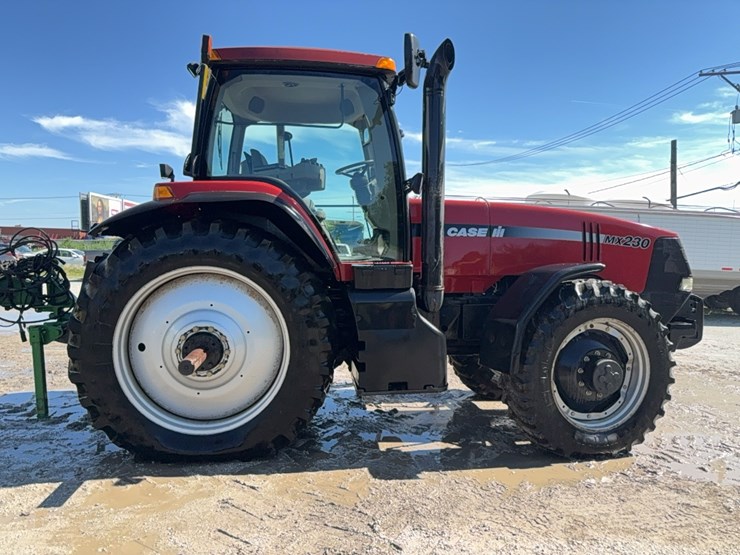2004-case-ih-mx230-image-13