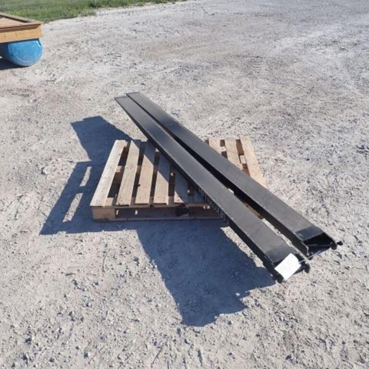 UNUSED Greatbear 10 Ft Fork Extensions