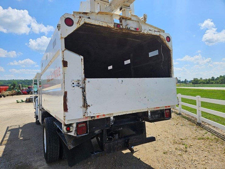 ford-f750-image-25