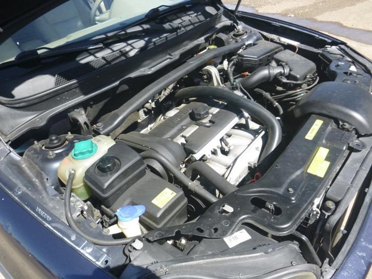 2004-volvo-xc90-image-11