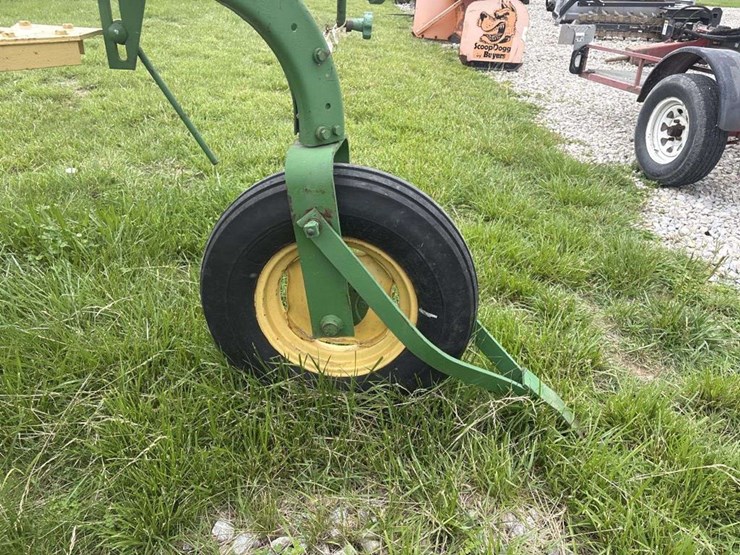 john-deere-10ft-hay-rake-image-6
