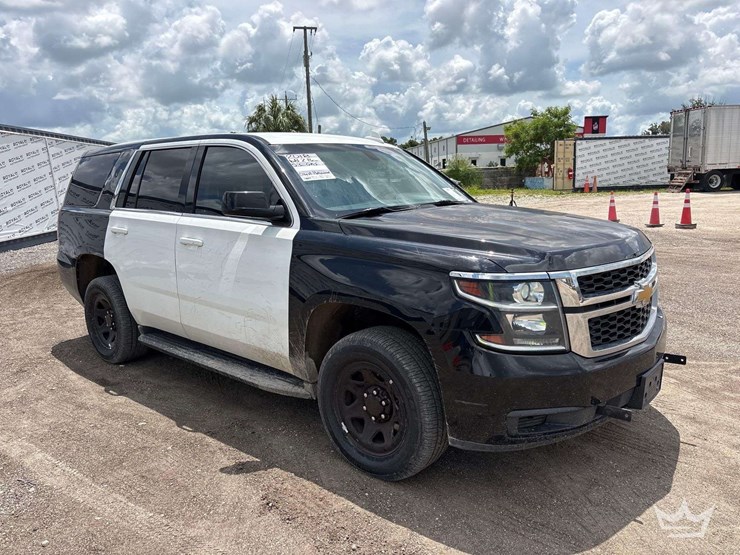 2018-chevrolet-tahoe-image-53