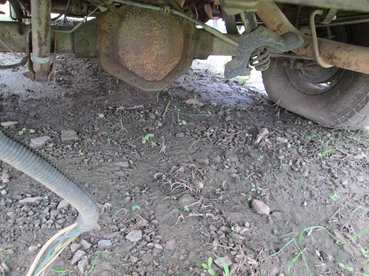 2005-gmc-2500hd-image-11
