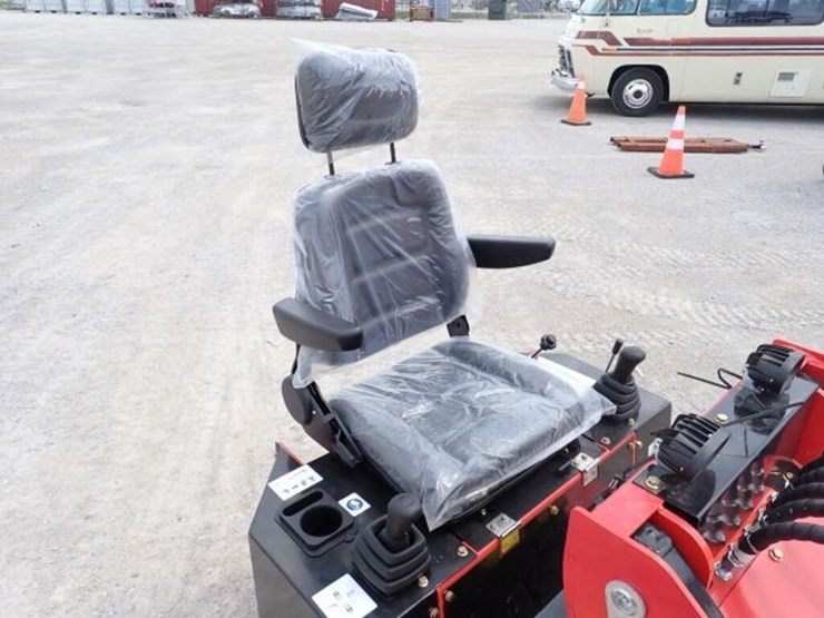 unused-2026-sdlanch-ssl580-skid-steer-image-9