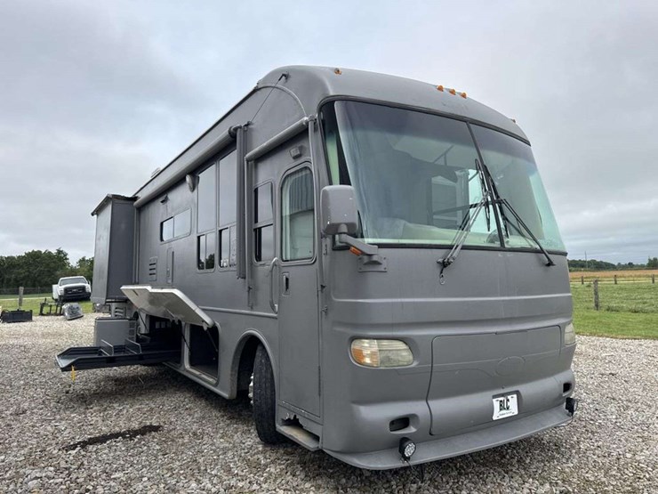 2004-alfa-leisure-see-ya-class-a-motorhome-image-5