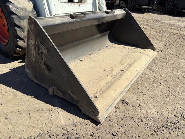 bobcat-725-image-9