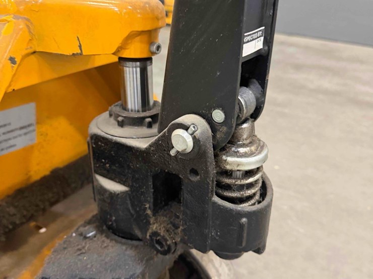 manual-pallet-jack-image-6
