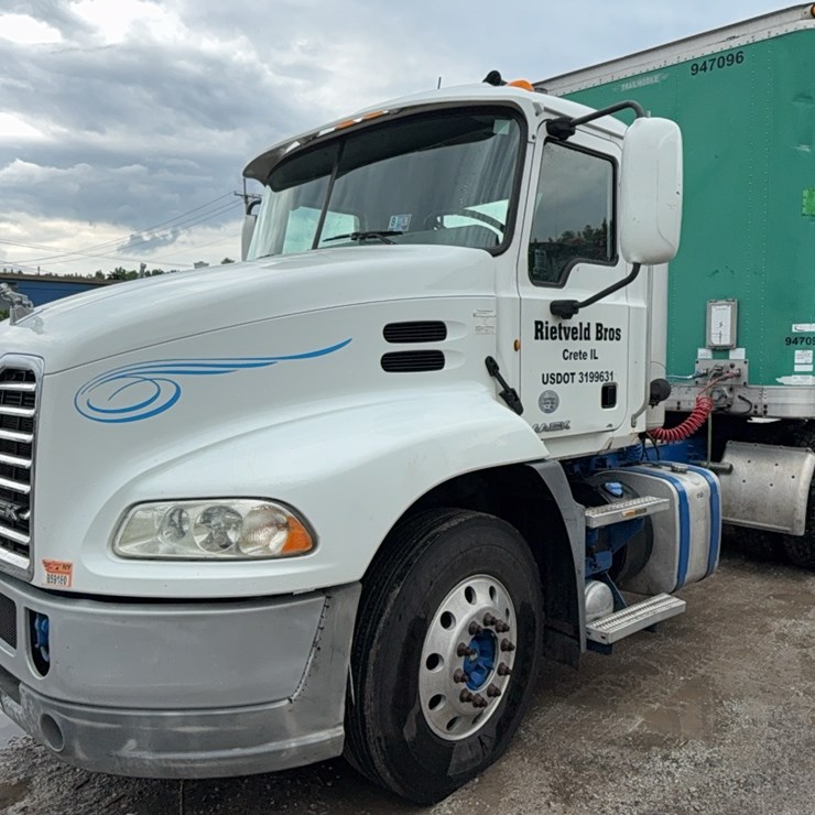 2012 Mack CXU613