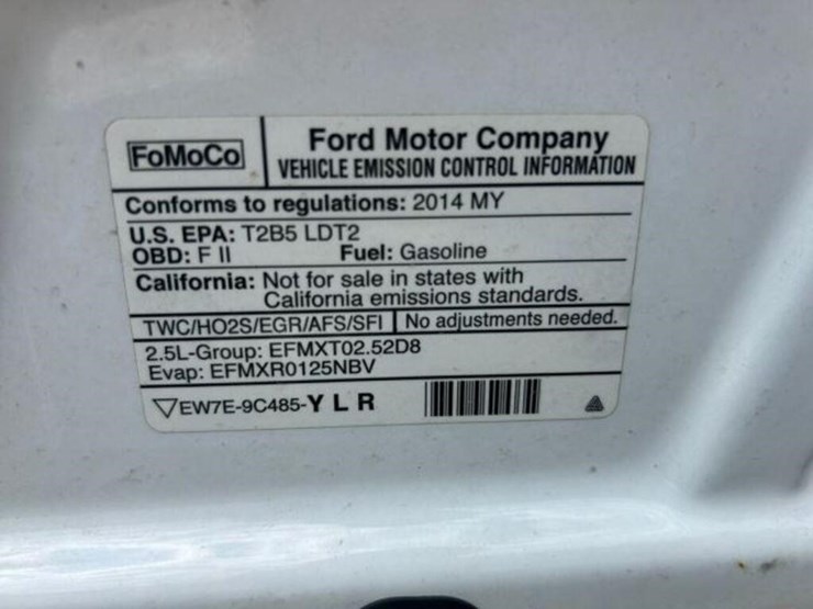 2014-ford-cargo-image-53