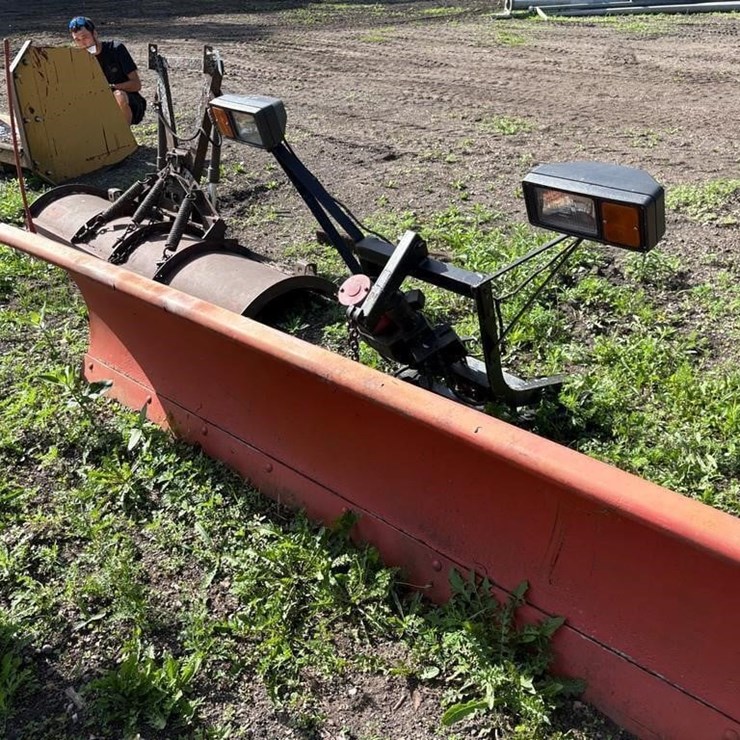 Western 8.5' Snowplow